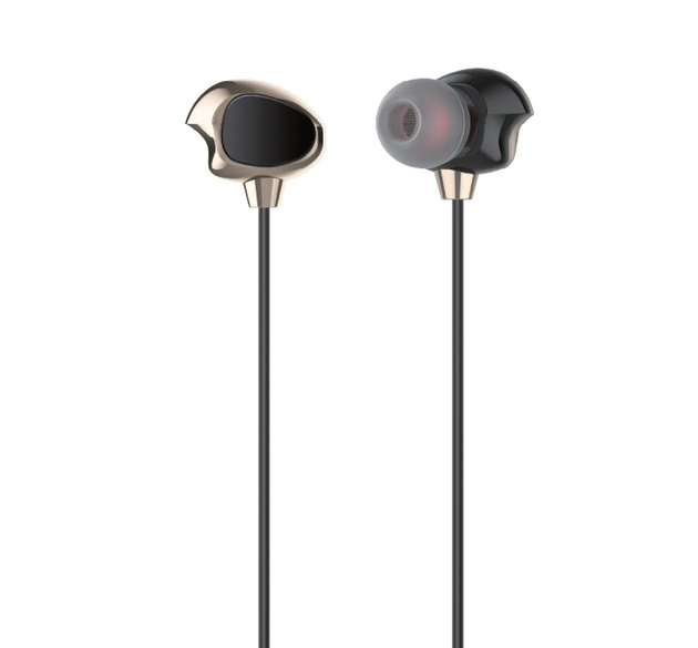 MN-82 Wired Earphones with 3.5mm Jack – Clear Sound & Durable Build in Pakistan